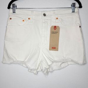 Levis High Rise Slim Hip Women Shorts White Waist 30 Size 10 White Womens Pants